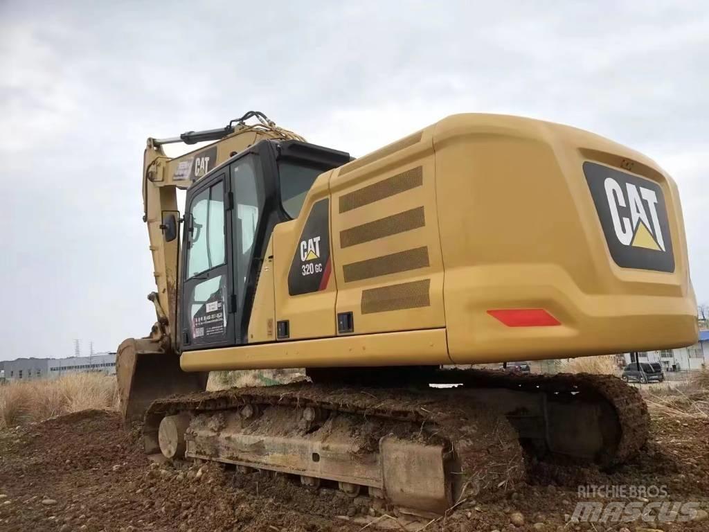 CAT 320 GC حفارات زحافة
