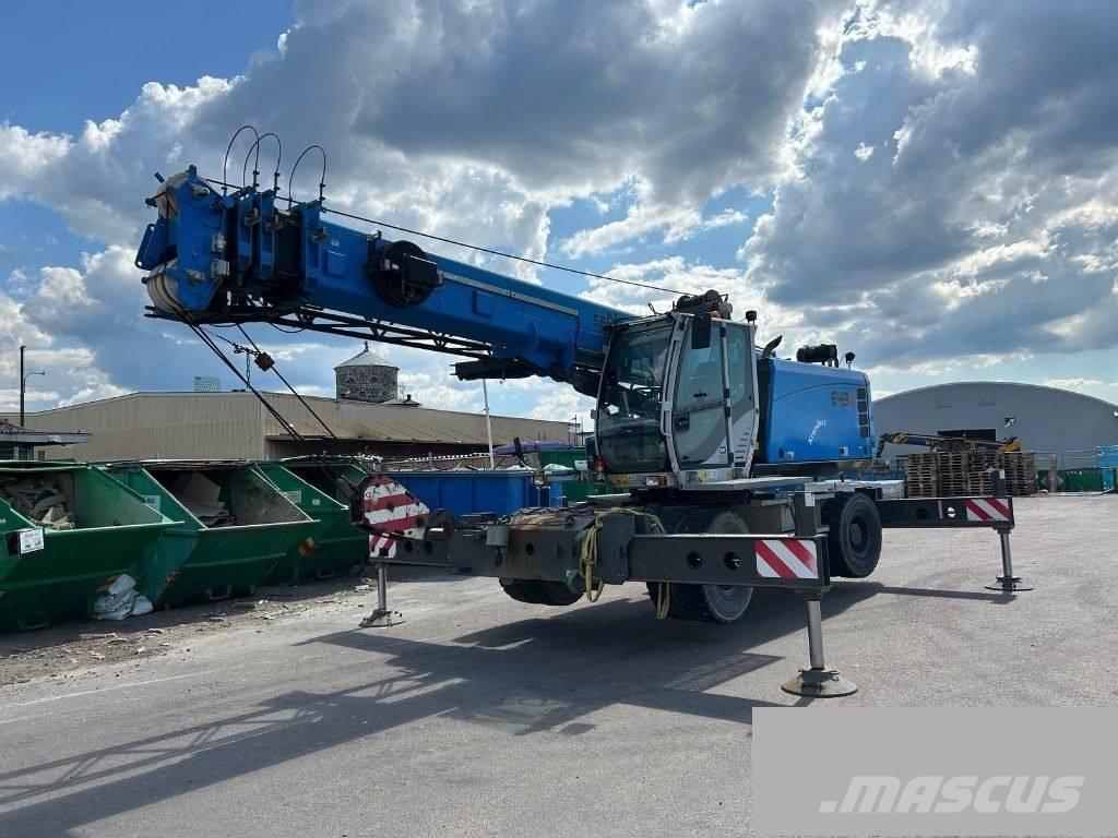 Sennebogen 643M رافعات صالحة لكل أنواع الطرق