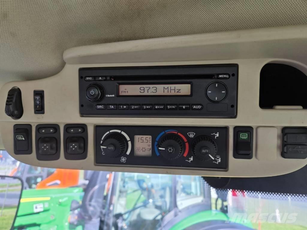 John Deere 6150 R الجرارات