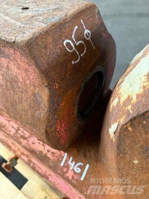 PVE szczęka 300 kg مطارق دق خوازيق هيدروليكية