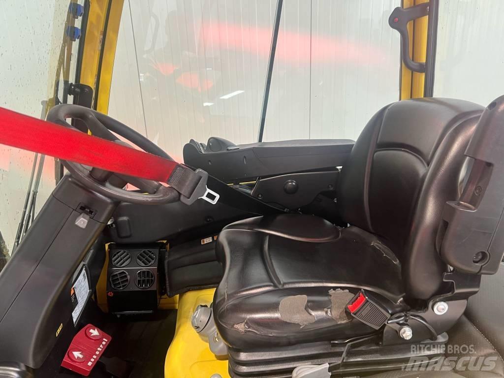 Hyster J1.8XNT LWB شاحنات ذات رافعات شوكية تعمل بالكهرباء