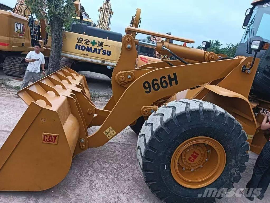 CAT 966 H لوادر بعجل
