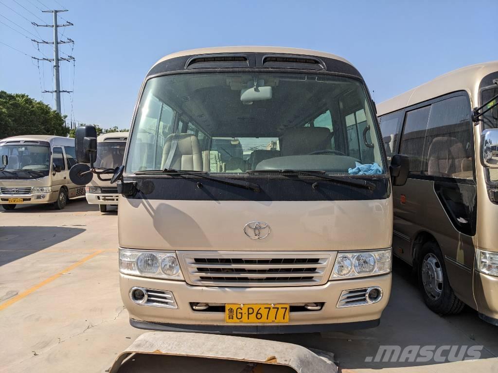 Toyota Coaster Bus حافلة صغيرة