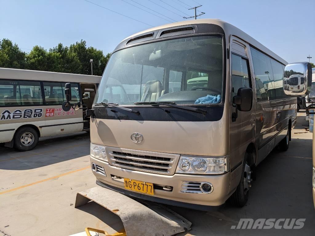 Toyota Coaster Bus حافلة صغيرة