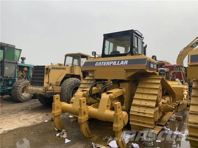 CAT D7H بلدوزرات مجنزرة
