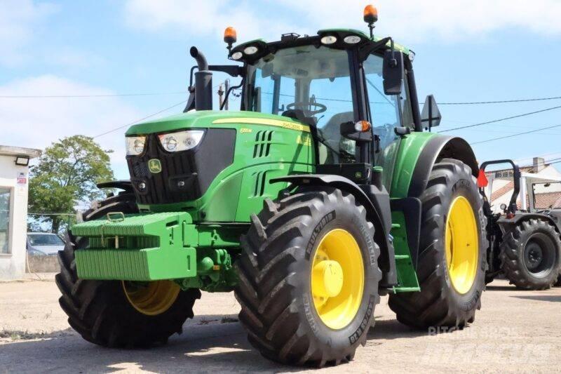 John Deere 6155 M الجرارات