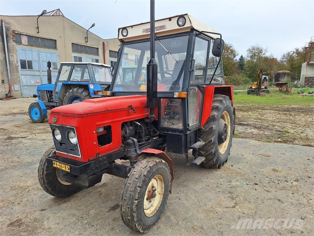 Zetor 7011 أخرى