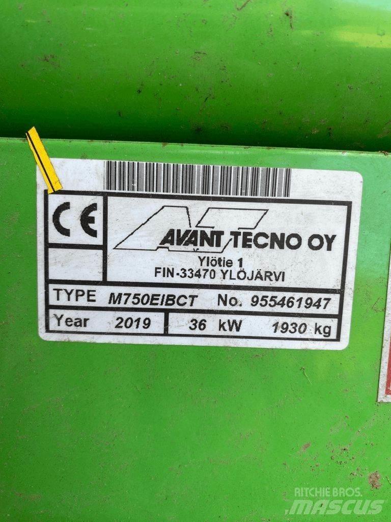 Avant 750 لوادر صغيرة