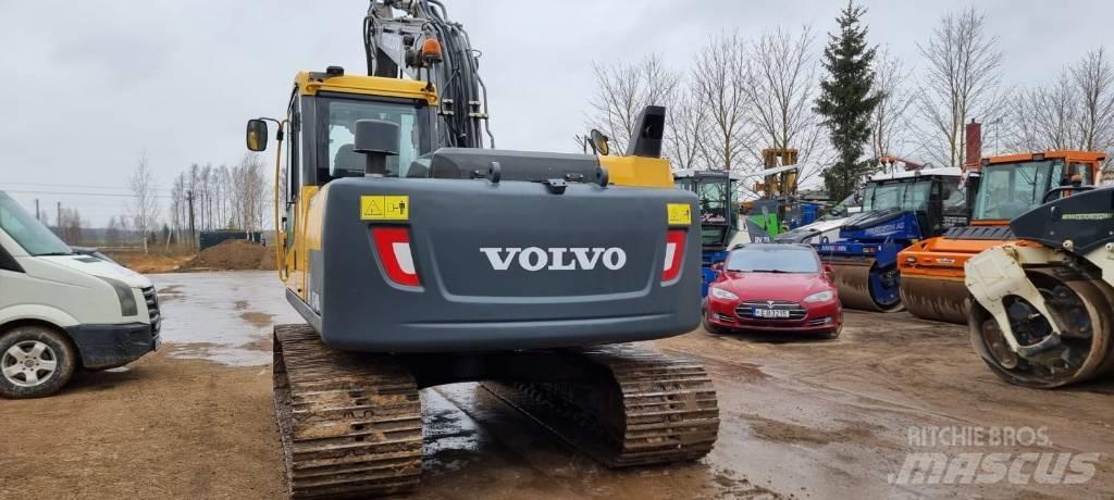 Volvo EC 140 D L حفارات زحافة