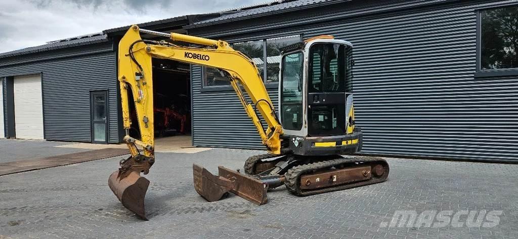 Kobelco SK35 SR حفارات صغيرة أقل من 7 طن (حفارات صغيرة)