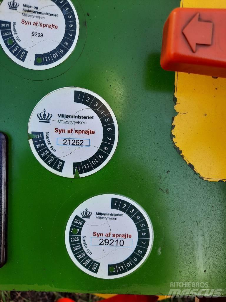 Amazone UG 3000 Nova الرشاشات
