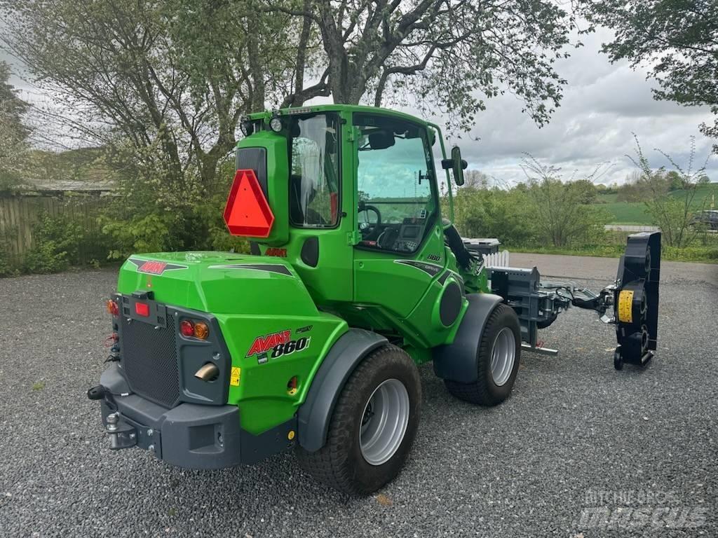 Avant 860 i لوادر صغيرة