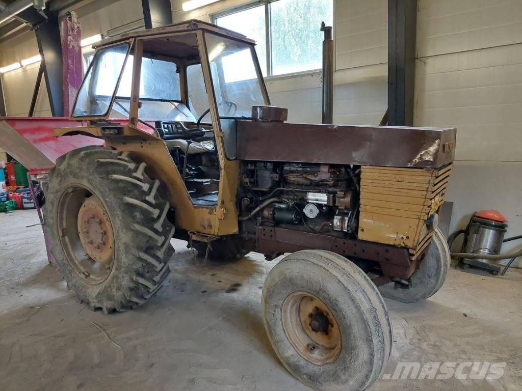 Valmet 702 S الجرارات