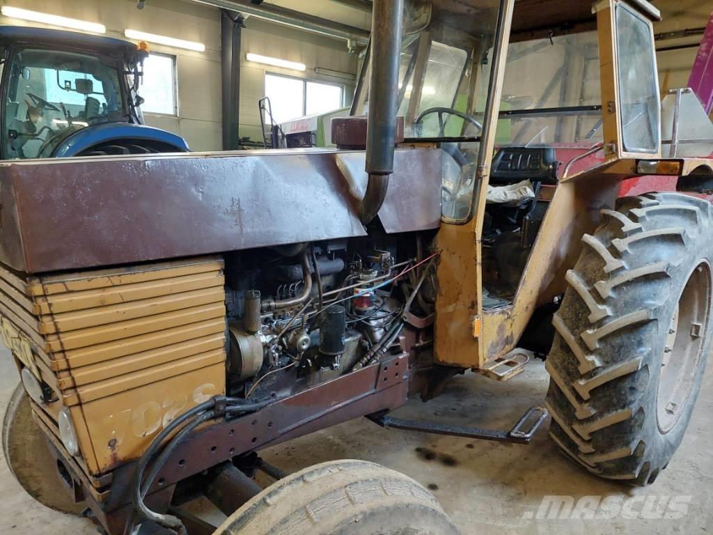 Valmet 702 S الجرارات