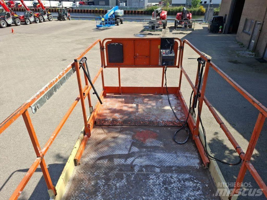 JLG 3369LE رافعات مقصية الشكل