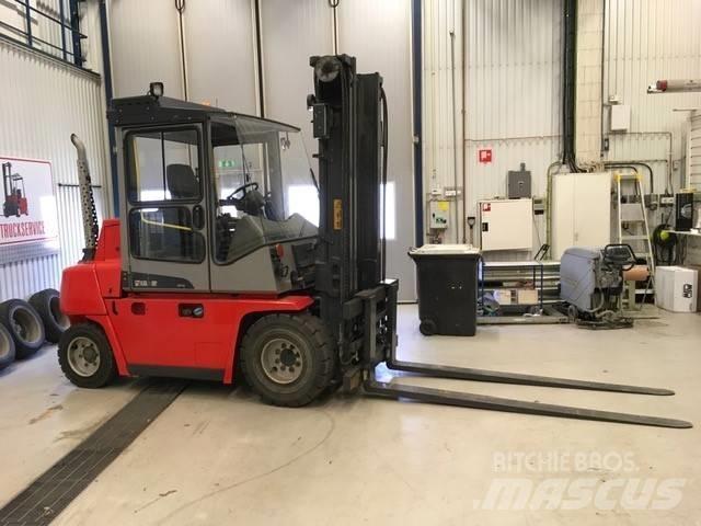 Kalmar DCF 50 - 6 H شاحنات الديزل