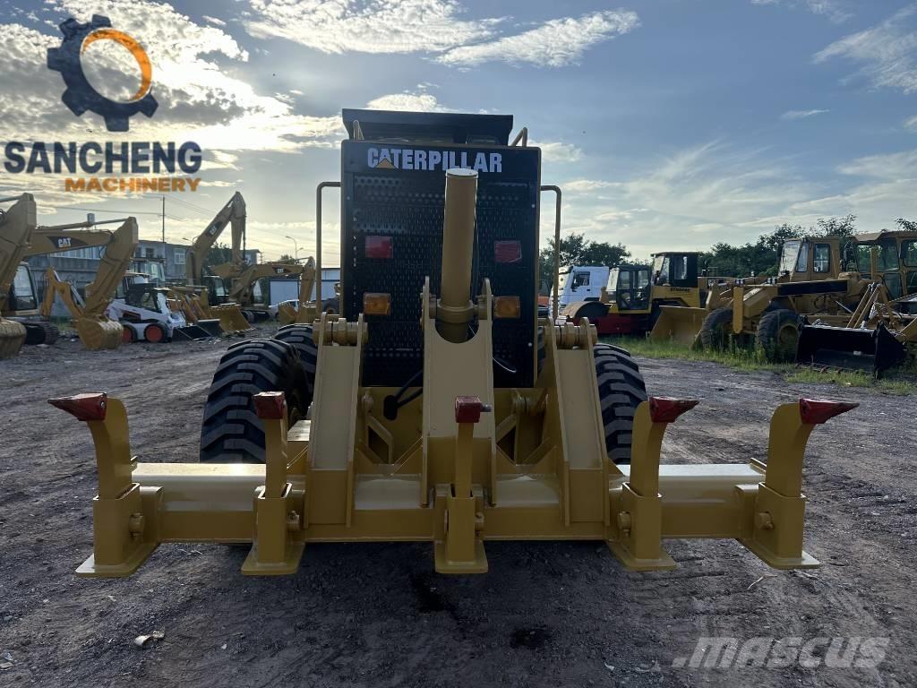 CAT 140K معدات تمهيد الطرق