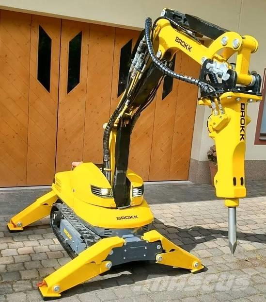 Brokk 110 حفارات صغيرة أقل من 7 طن (حفارات صغيرة)
