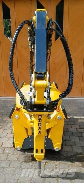 Brokk 110 حفارات صغيرة أقل من 7 طن (حفارات صغيرة)