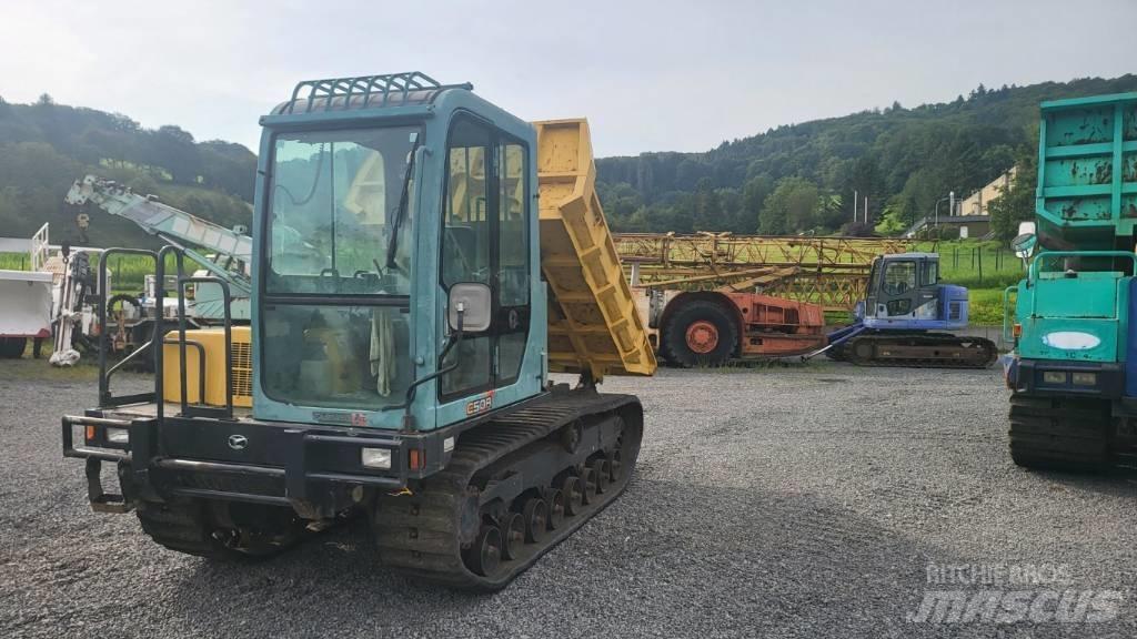 Yanmar C 50 R-3 C عربات نقل قلابة مجنزرة