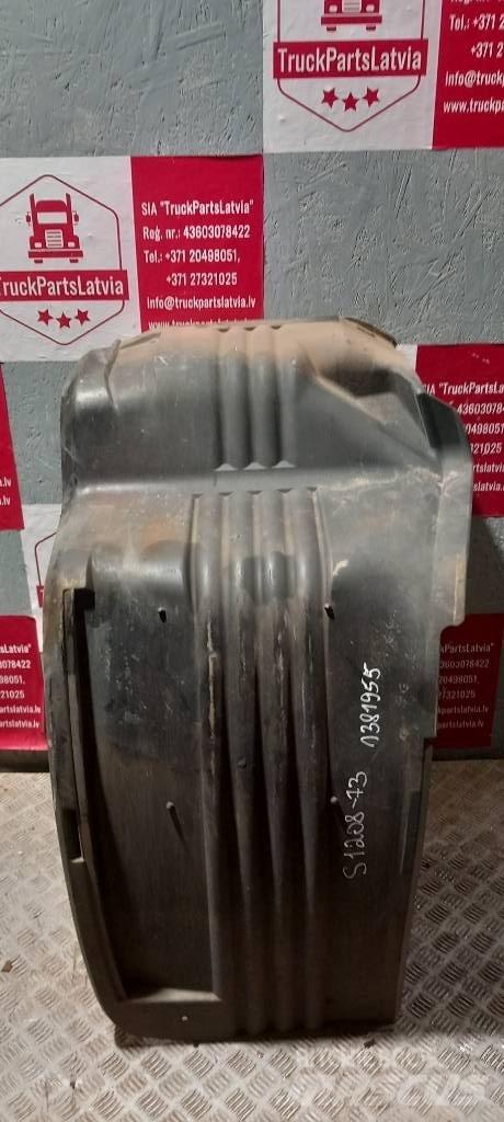 Scania 94 D.  1381955 كابينة والداخلية