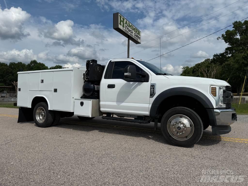 Ford F 450 مركبات الأغراض العامة