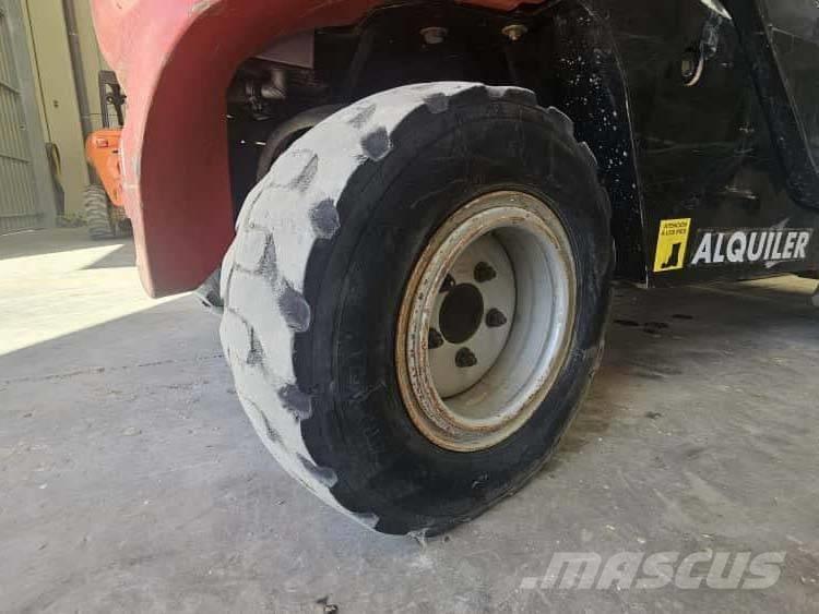 Manitou MC 18 شاحنات الديزل