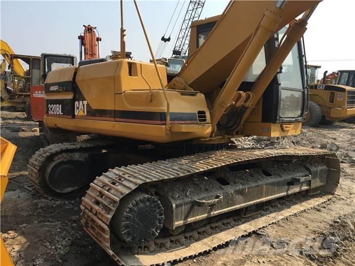 CAT 320 B L حفارات زحافة