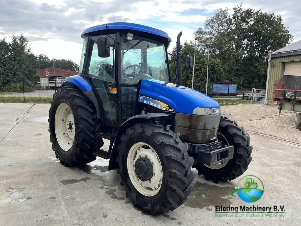 New Holland TD90 D الجرارات