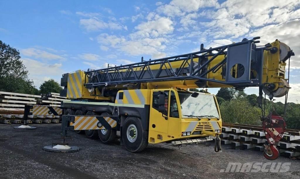 Terex AC140C رافعات صالحة لكل أنواع الطرق