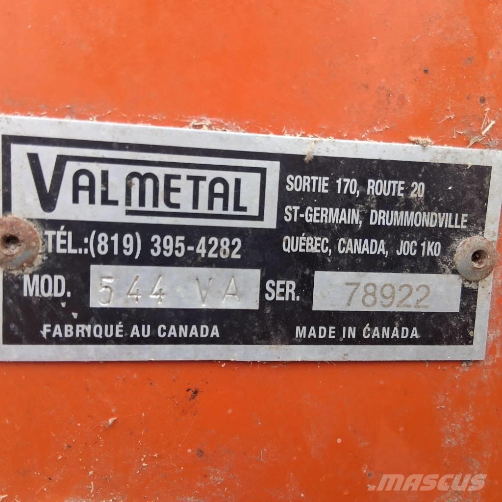 Valmetal 544 ماكينات وملحقات مواش أخرى