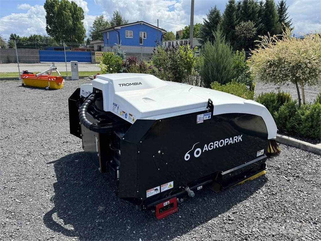  TROMBIA 220 فرش
