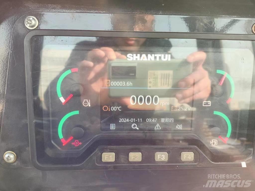 Shantui SD 22 بلدوزرات مجنزرة