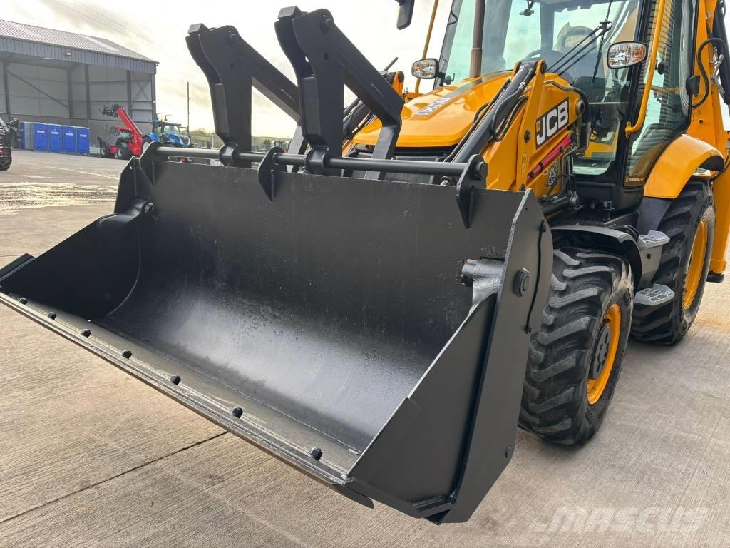 JCB 3CX PLUS حفارات بعجل
