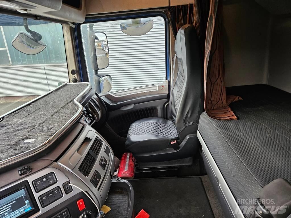 DAF XF 530 Unfall وحدات الجر