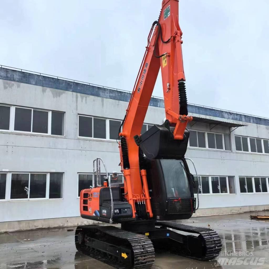 Hitachi ZX 120 حفارات زحافة
