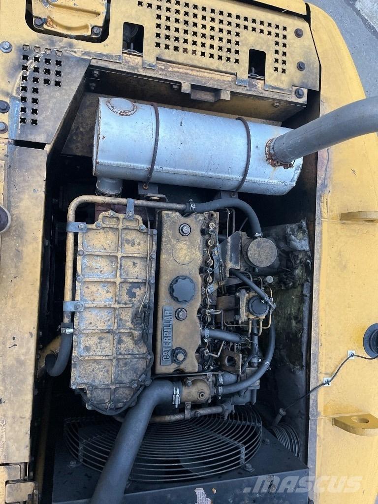 CAT 315 B L حفارات زحافة