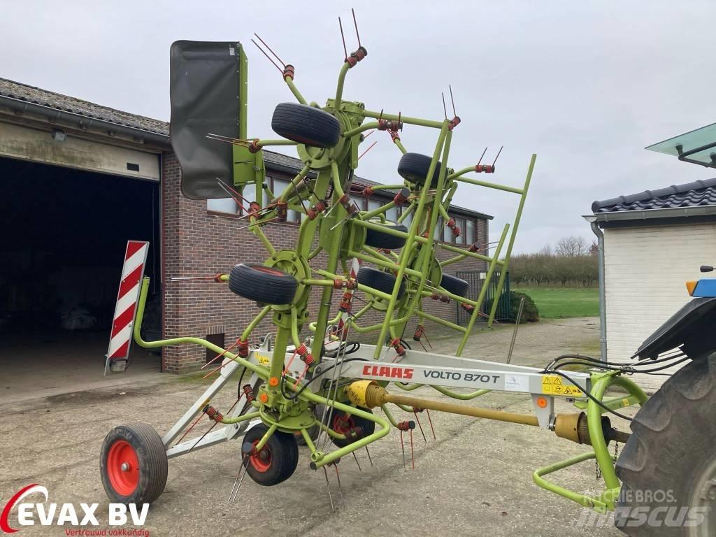 CLAAS Volto 870 T مكابس وميبسات التبن
