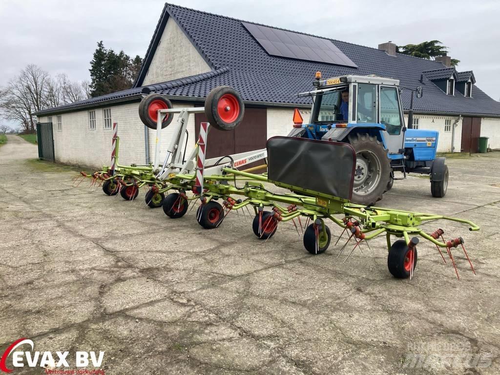CLAAS Volto 870 T مكابس وميبسات التبن