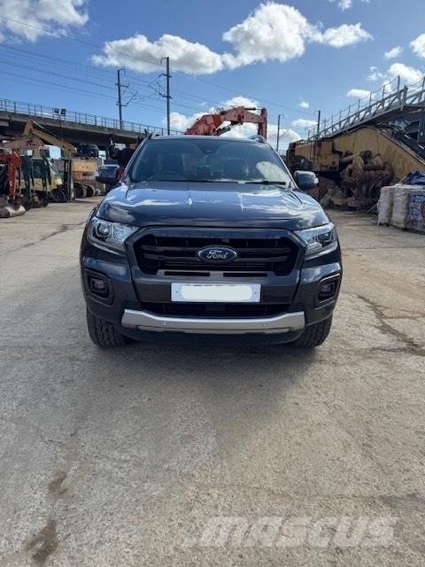 Ford Ranger شاحنات خفيفة/مفصلية الجوانب