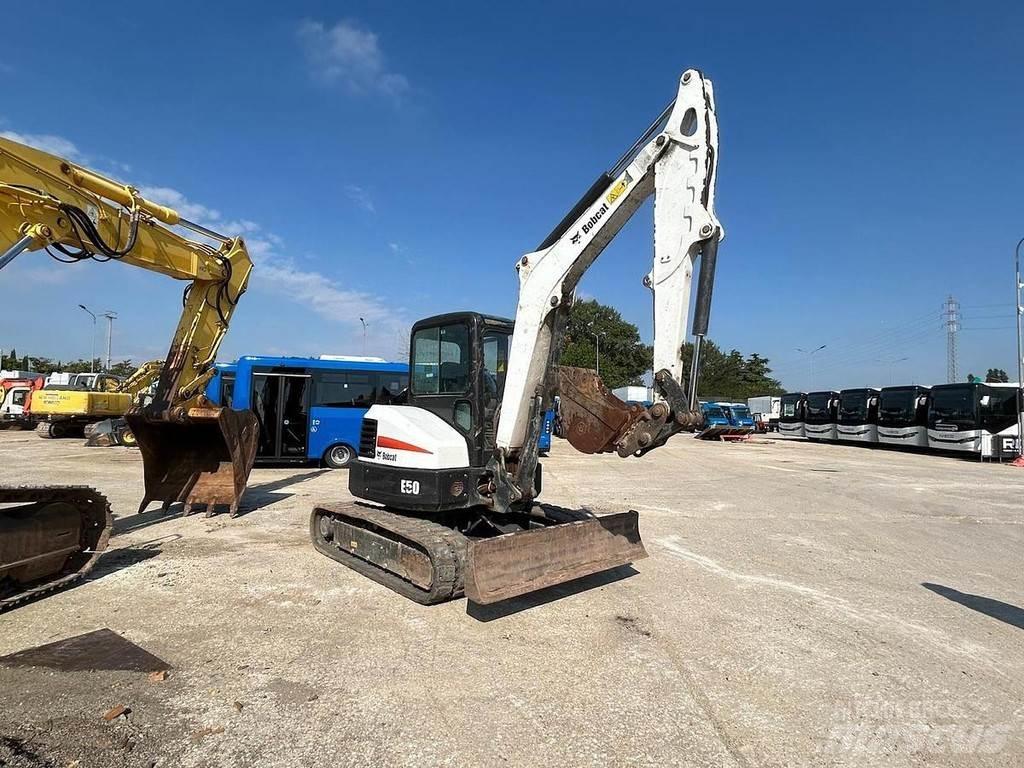 Bobcat E50 حفارات صغيرة أقل من 7 طن (حفارات صغيرة)