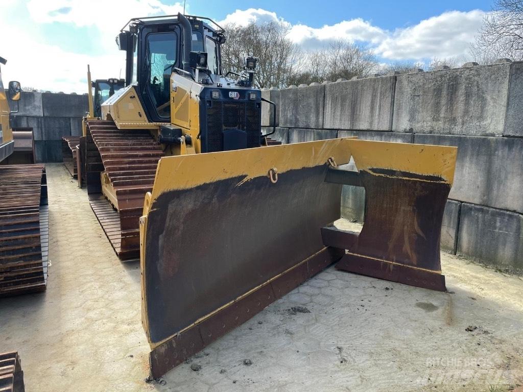 CAT D 5 LGP - D5 LGP بلدوزرات مجنزرة