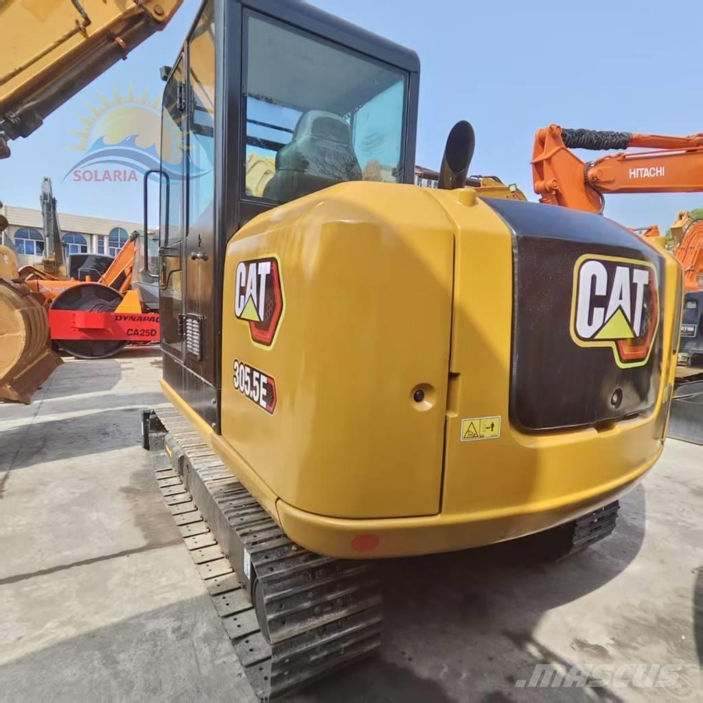 CAT 305.5 E حفارات زحافة
