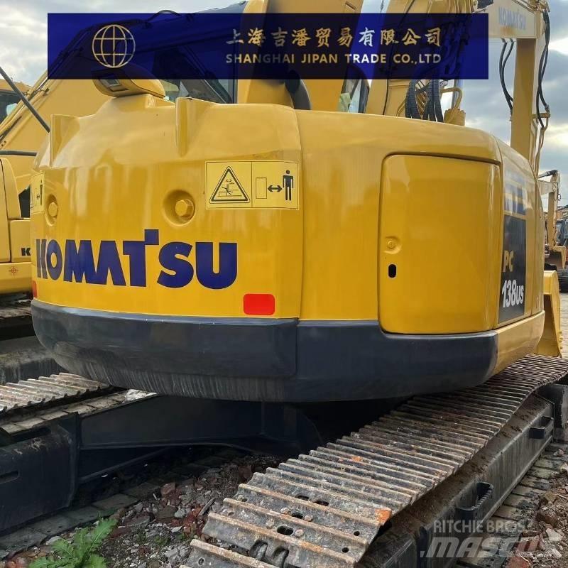 Komatsu PC 138 US حفارات وسط 7 طن - 12 طن
