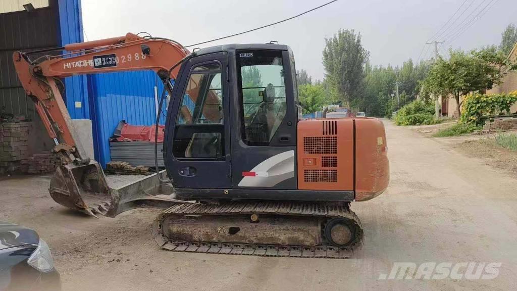 Hitachi Zaxis 60 حفارات زحافة