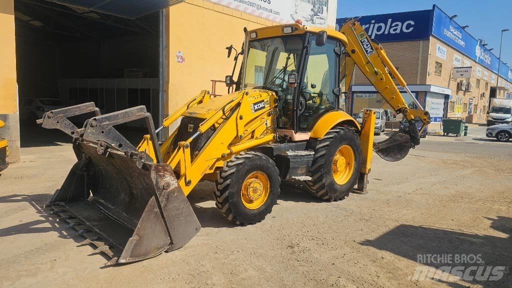JCB 3 CX لوادر ذات جرافات عكسية