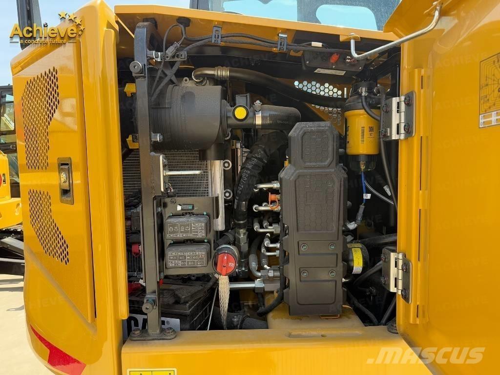 CAT 306 CR حفارات زحافة