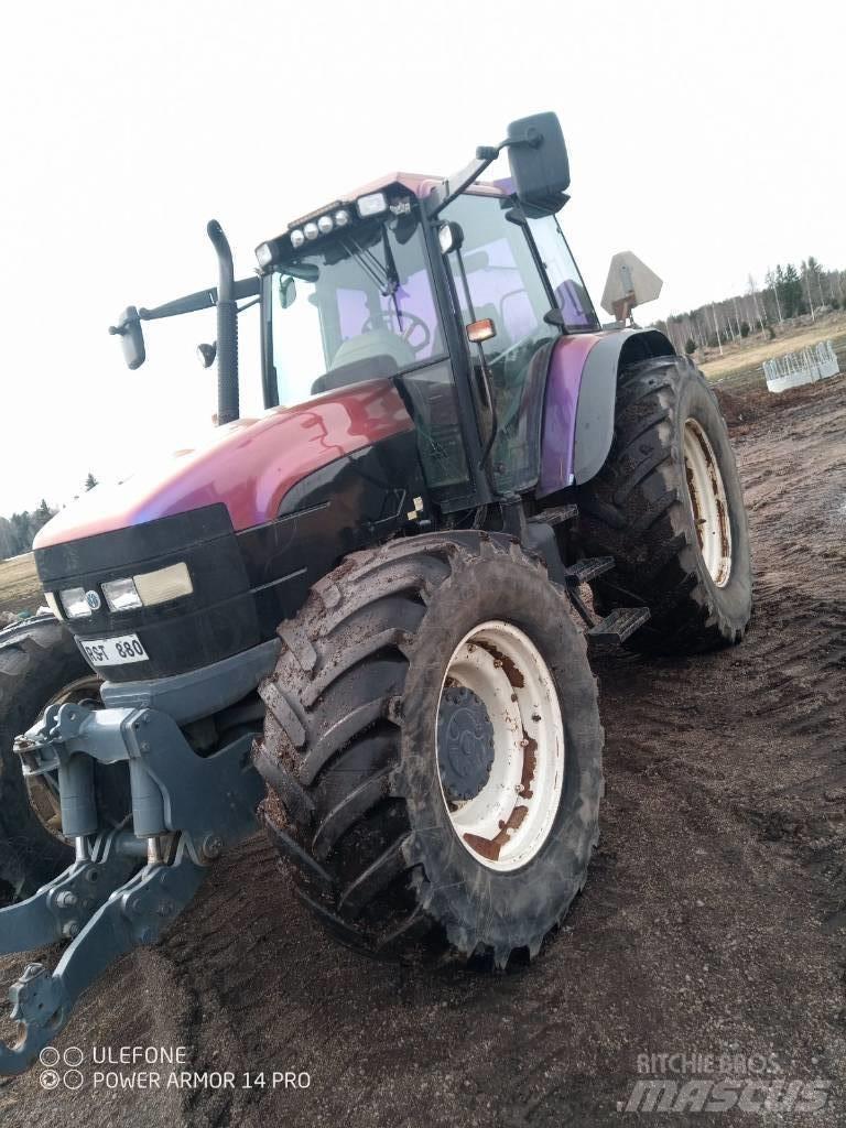 New Holland TM 165 الجرارات