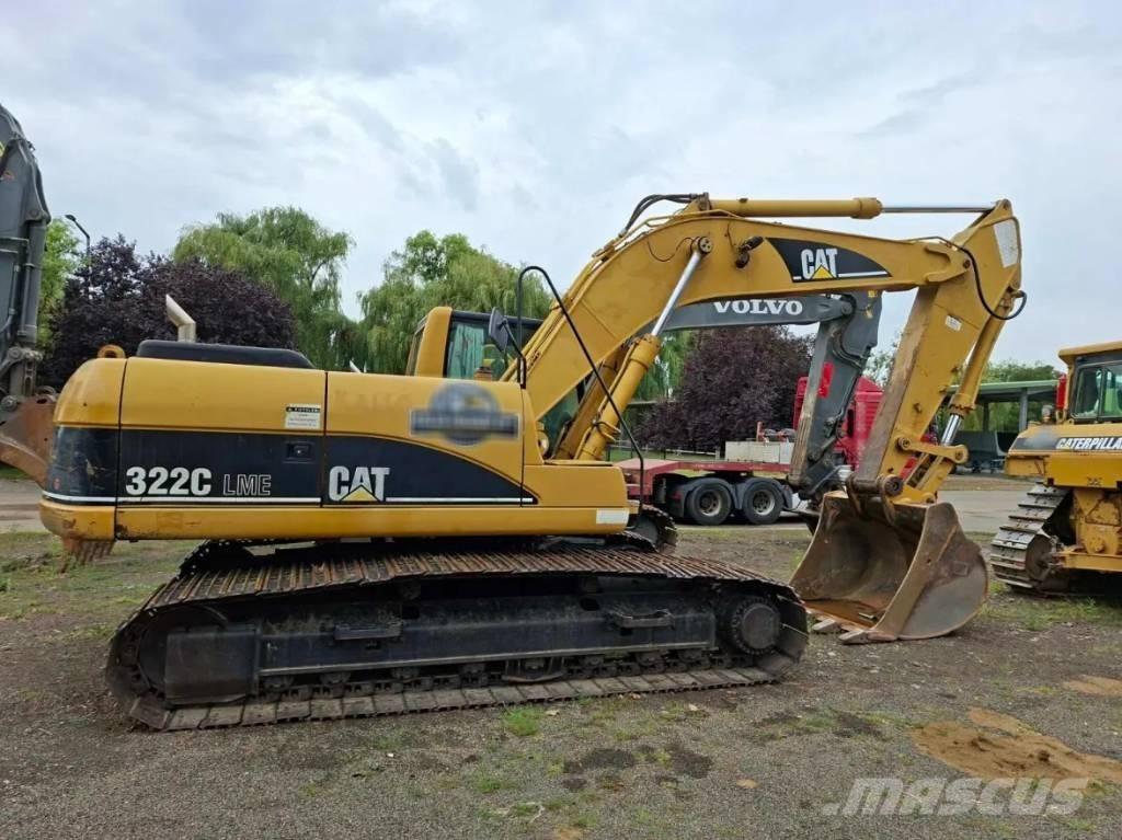 CAT 322 C حفارات زحافة