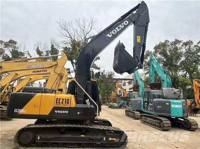 Volvo EC 210 حفارات زحافة